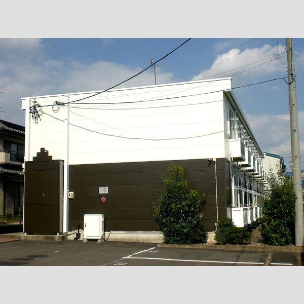 レオパレスファーシル 建物画像