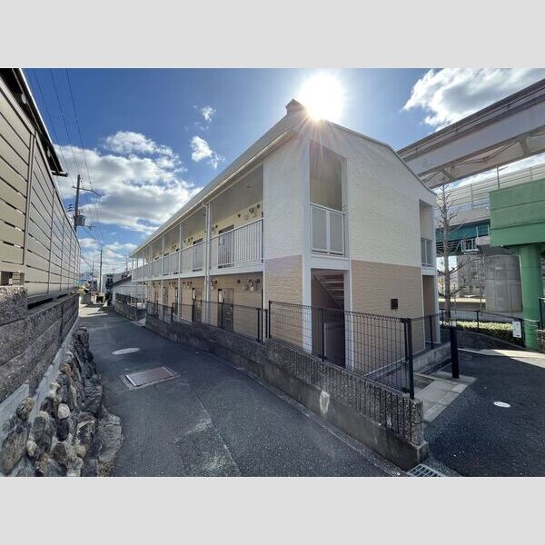 レオパレス351Street 建物画像
