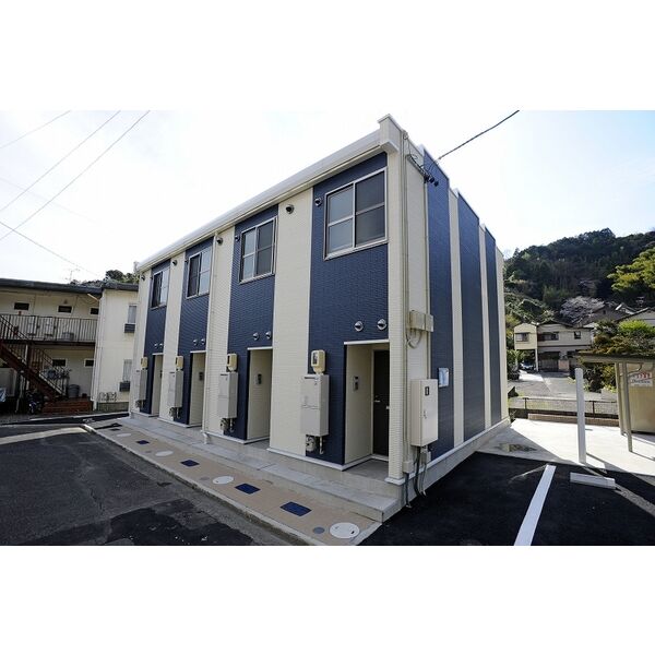 レオネクストシャングリラⅡ 建物画像