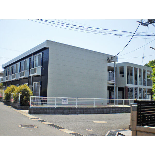 レオパレスパイン ブルーム Ⅱ 建物画像