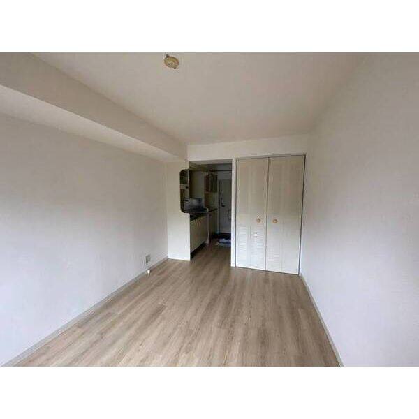 メゾン・ド・ティセ 室内写真1
