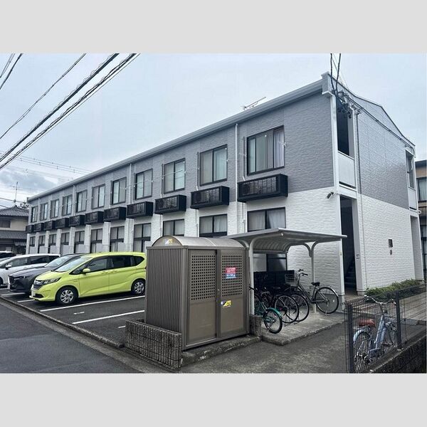 レオパレスサスジュウ