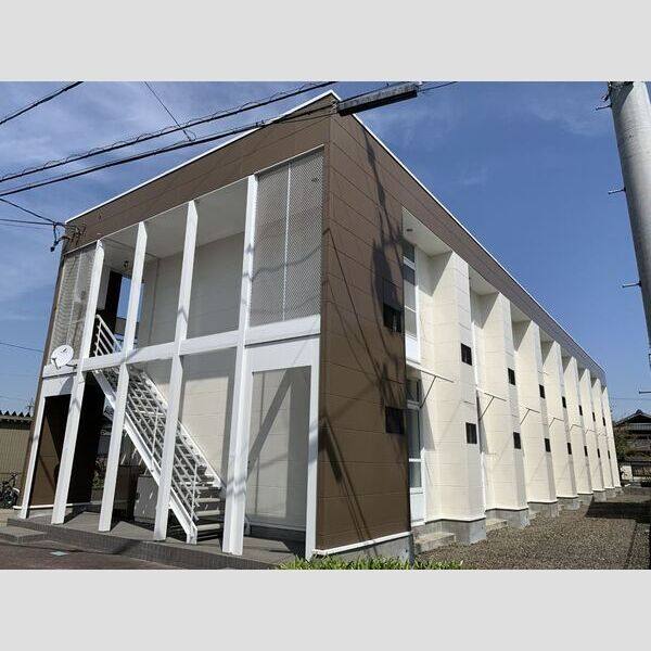 レオパレス雅 建物画像