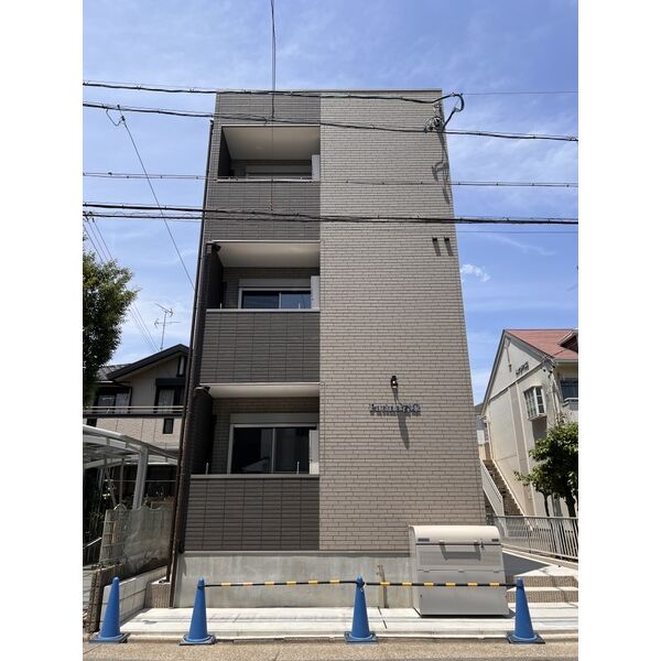 Patina岩塚