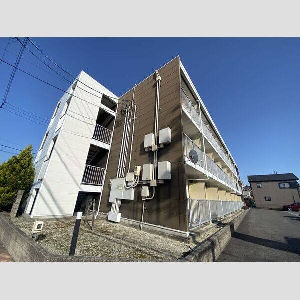 レオパレスユーリッチ 建物画像