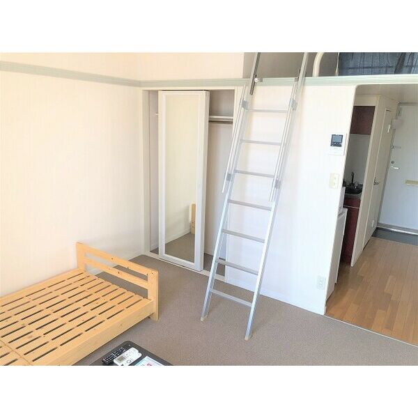 レオパレスM’sフレーズ弐番館 室内写真9