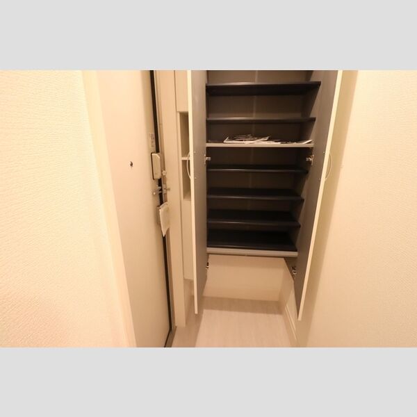 セレスティア西台B 室内写真2