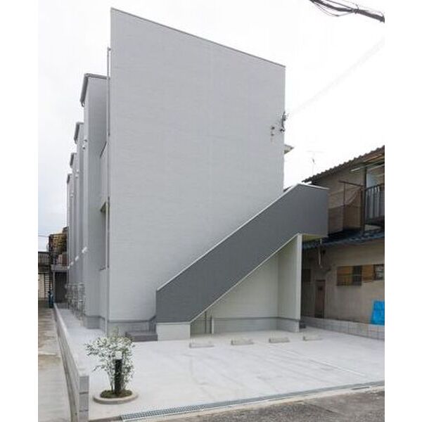 CHERRY BERRY 建物画像