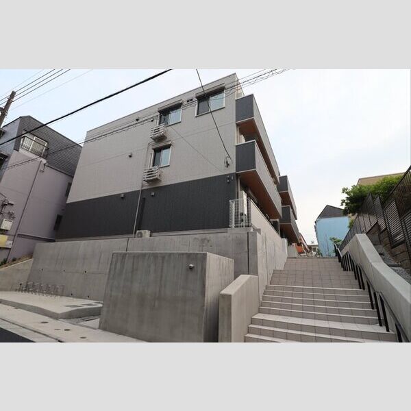 セレスティア西台A 建物画像