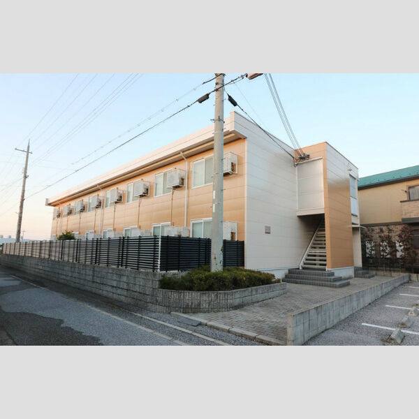 レオパレスメルシー 建物画像