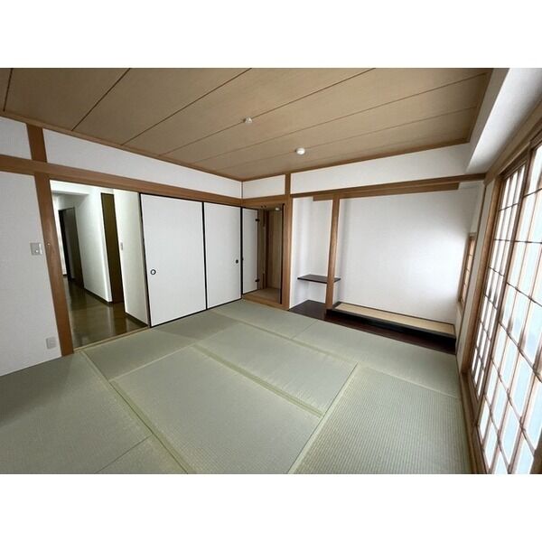 ラソフェリス千里桃山台 室内写真4