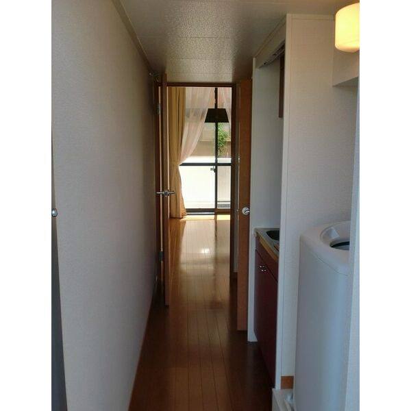 レオパレス上り屋敷ツキミ 室内写真3