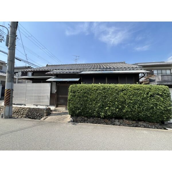 桜ケ丘1丁目貸家