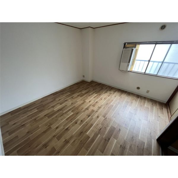 ブレーン小山 室内写真1