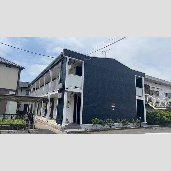 レオパレスルミエール 建物画像