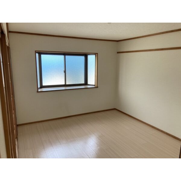 シャトー寺浦 室内写真1