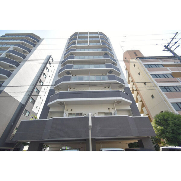 Gramercy Juso-higashi 3rd
