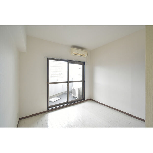 Gramercy Juso-higashi 3rd 室内写真2