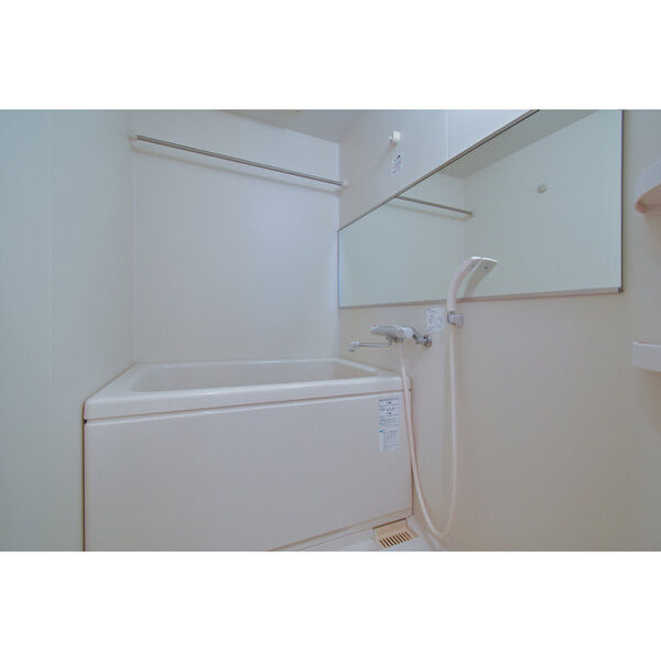 Gramercy Juso-higashi 3rd 室内写真6