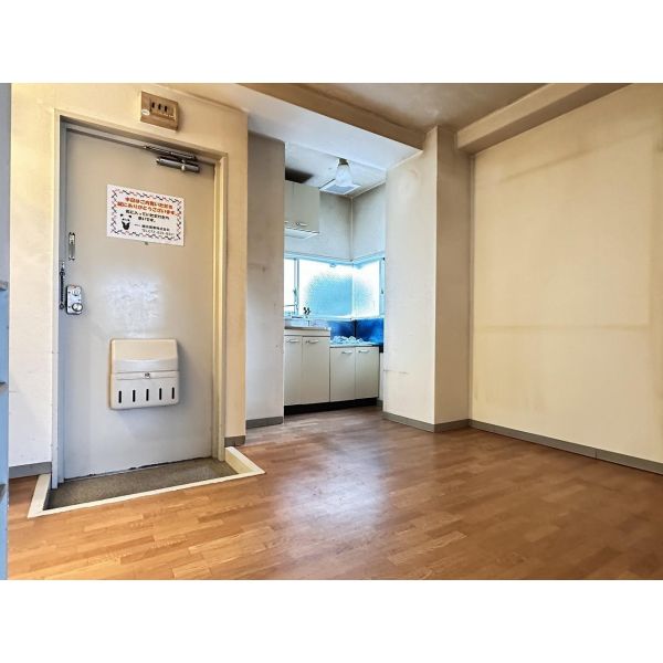 春日マンション 室内写真2