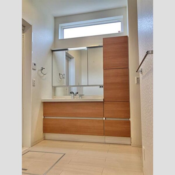 磯辺戸建 室内写真9