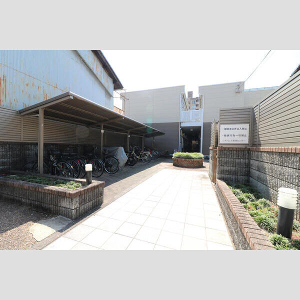 レオパレスイン京都 建物画像