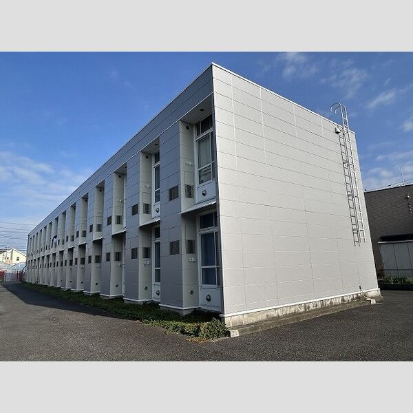 レオパレスU&S 建物画像