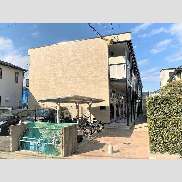 レオパレスシェ モアⅡ 建物画像