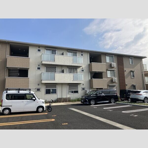 プラムツリー EAST