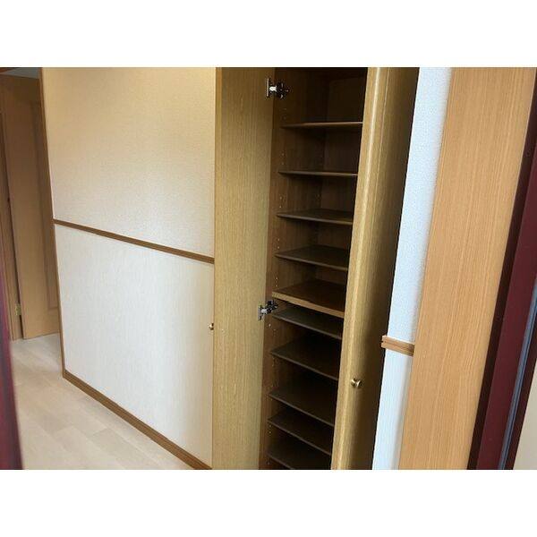 IDAKADAI BLG 室内写真1