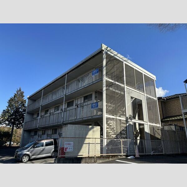 レオパレス中休場 建物画像