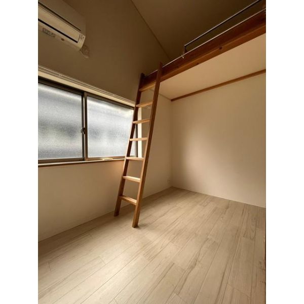 今出川シェアハウス 室内写真6