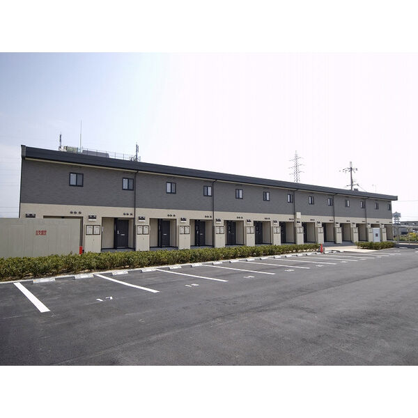 レオパレスマウンテン2 建物画像
