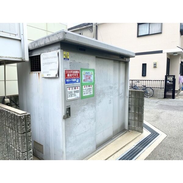 レオパレスアムール豊中南 室内写真3