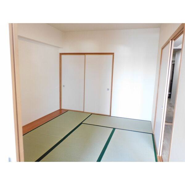 グランツ杉山III 室内写真8