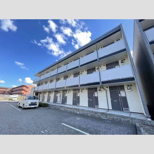 レオパレステルヌーラ彦根 建物画像