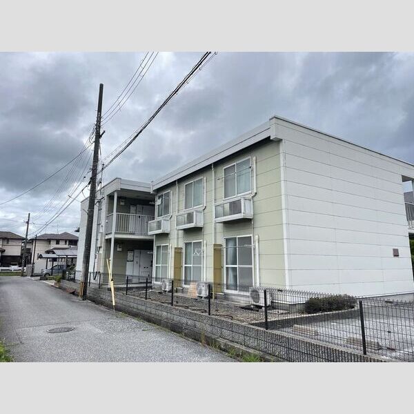 レオパレス佐和山