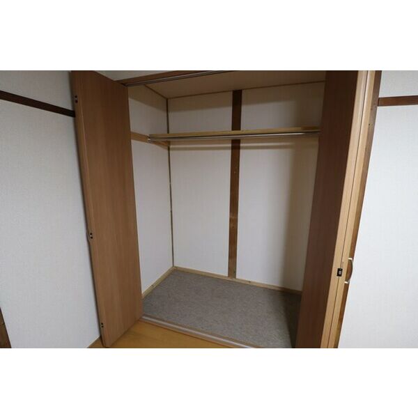 田中様2階建貸家 室内写真5