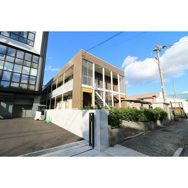レオパレスROYALCOURT 建物画像