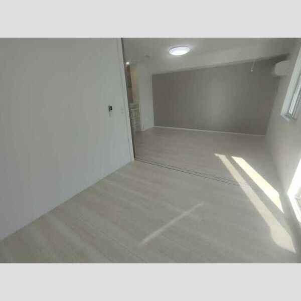 D-ROOM NANKAI 室内写真1