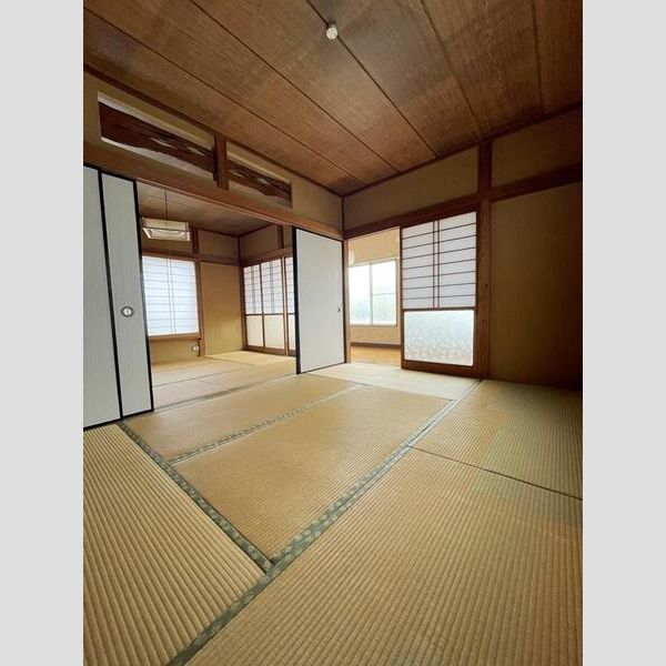 上花輪戸建 室内写真2