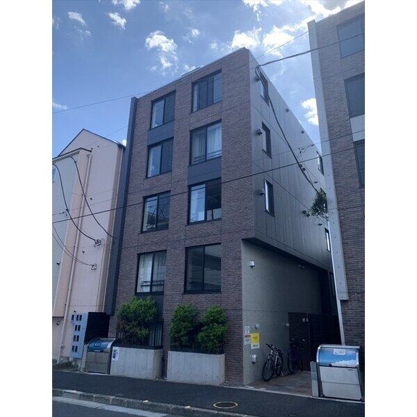 LIVART SEASON幡ヶ谷