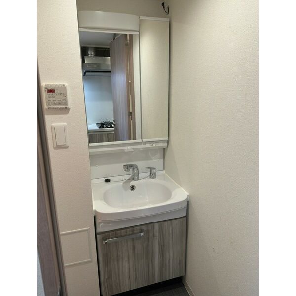 グランカリテ北大阪リヴィエ 室内写真3
