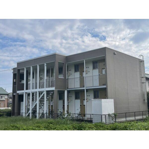 レオパレスルナ 建物画像