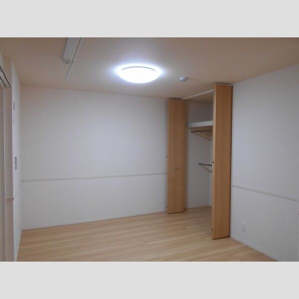 サニープレイス十一屋 B棟 室内写真1