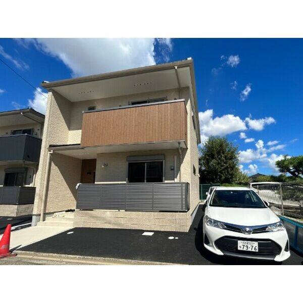 元中野町三丁目戸建