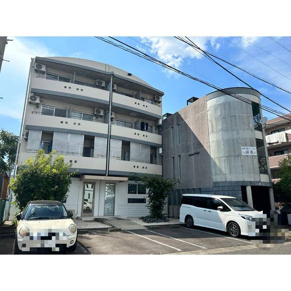 アミューズコート 建物画像