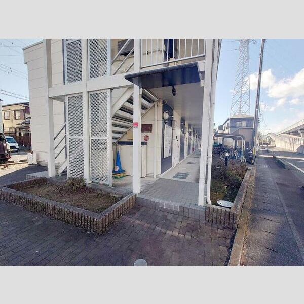 レオパレスサンサーラ 室内写真6