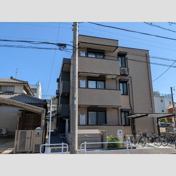 シャルマン高畑 建物画像