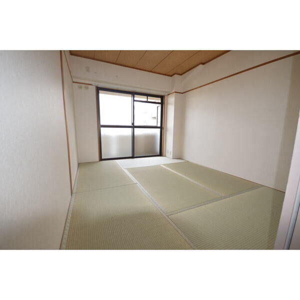 日宝ライフ放出西 室内写真3